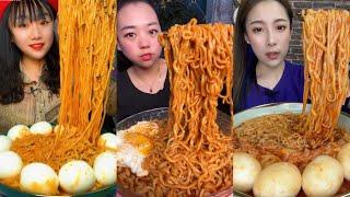 Eating Spicy Noodles and Full Eggs Mukbang Show 먹방 Chinese Foods 매운 국수와 계란을 먹고 吃辣面和鸡蛋