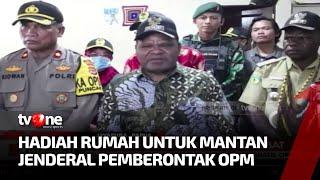 Gabung Dengan NKRI Bupati Puncak Jaya Berikan Satu Unit Rumah ke Mantan Anggota OPM  Kabar Siang