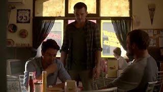 Homeland - Quinn at breakfast