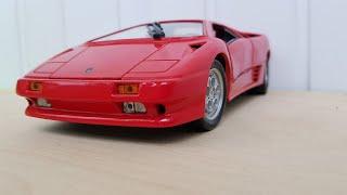 Lamborghini Diablo from Maisto 118 diecast model