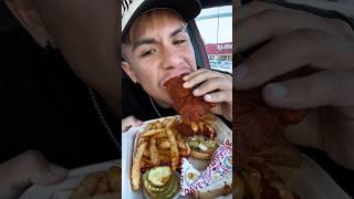 Dave’s Hot Chicken  #daveshotchicken #foodshorts #asmrsounds #mukbang #eatingshow