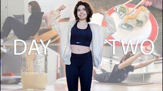 getting FIT for myself  upper body workout+ easy breakfast recipes