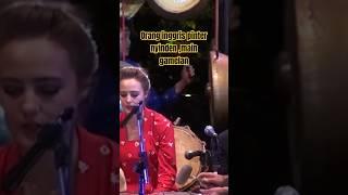 orang inggris pinter main gamelan #gamelan #sinden