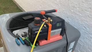 Quick Video  Navac 6 CFM Vacuum Pump in Action