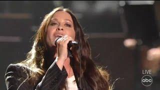 Alanis Morissette Performs her Song Thank U  Guest Performance  American Idol 2023