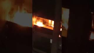 Požar u višespratnici u centru Pirota
