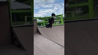 RC car skate park parkour #rc #rccars #shortsvideo #shortvideo #shorts #short ￼