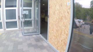 Who smashed in to Barnsley Police Station @AY-Audits