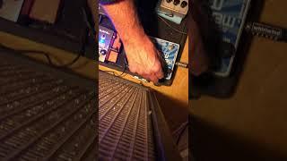 Messy around with the memory man with Hazari what ever that is? by Electro Harmonix