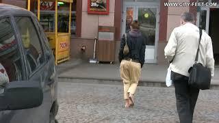 City Feet. Anyas barefoot walk. Part 1 Anya