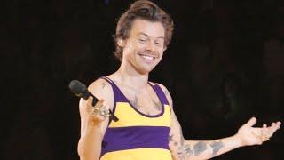 Harry Styles Being clumsy and funny on stage During Love on tour 