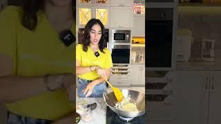 Ussy masak menu favoritnya Andhika 