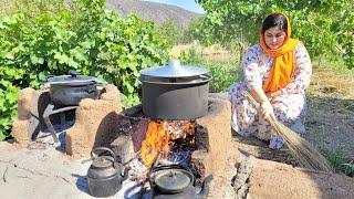 Beef cooked in a glass jar in the village of Iran  Baked plum bread village style