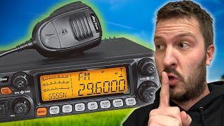 This Awesome 10 Meter Radio Has a SECRET