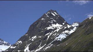 Riesiger Felssturz in den Tiroler Alpen Gestein schoss gen Tal