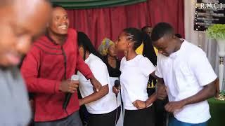 Taramana na Worship Team mundirimbo zidasanzwe barasirimbye ijyini rihita ripfa 🫣