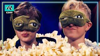 Blindfold popcorn challenge med The Raptiles  MGP 2022