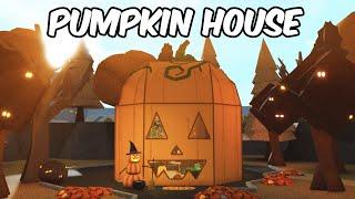 BUILDING A PUMPKIN SHAPED HOUSE IN BLOXBURG