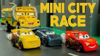 Mini City Racers TOWN Radiator Springs Miss Fritter Chase Mack Lightning McQueen & Mater Race