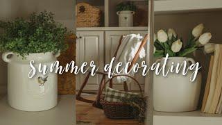 SUMMER DECOR IDEAS 2024  COTTAGE INSPIRED DECORATING  COTTAGE LIVING ROOM IDEAS