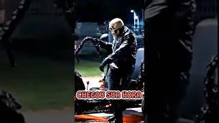 Motoqueiro Fantasma encontra homem na rua e... Ghost Rider Prank