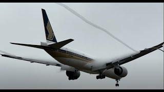 Airplane Creates Wing Vortices During Landing Singapore Airlines B777 #plane #aviation #automobile