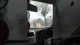 Hujan Badai diam di mobil #hujan #badai #mobil #short #shortvideo