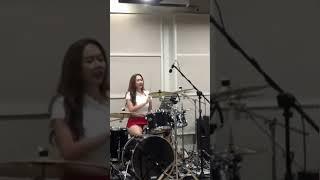 Aura Kasih Main Drum •  Menghapus Jejakmu 