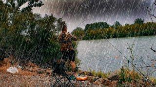Бешеный клёв в дождь   Рыбалка на донки