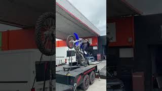 FAST WHEELIE on YAMAHA YZ250 2 STROKE  wheelie practice  WHEELIE MACHINES AUSTRALIA