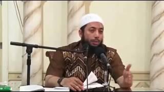 Anjuran Berhubungan Suami Istri Dihari Jumat Pagi - Ustadz Dr. Khalid Basalamah M.A