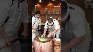  How mochi is made in Japan #shorts