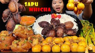 Eating Newari Food Sapu Mhicha Pork Leg Inner Egg Spring Onion Kimchi  And Rice  Nepali Mukabang