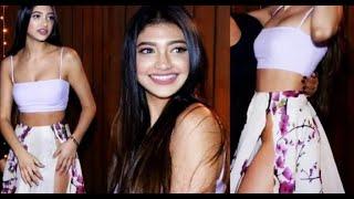 Ananya Pandey Without Panty Posses with  Ahaan and mommy Deanne Panday