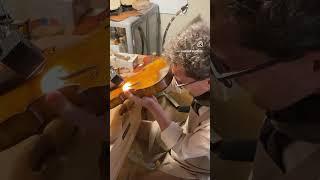 Soundpost fitting in a violin 