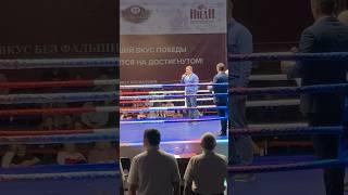 Выступление губернатора Омской области В. Хоценко на турнире по боксу им. А. Тищенко в Омске