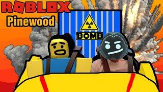 Roblox ฮาๆประสบการณ์ ในโรงงานPine woodRoblox สนุกๆ