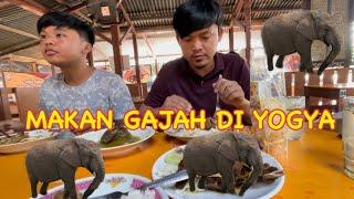 MAKAN GAJAH DI YOGYAKARTA VLOG FAMILY  Part 3 