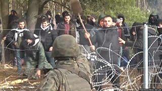 Fokozott feszültség a lengyel-fehérorosz határon mivel a migránsok megpróbálják leépíteni a határkerítést