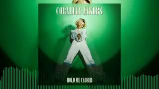 Cornelia Jakobs – Hold Me Closer Official Audio