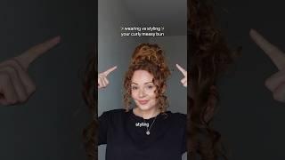 Curly messy bun…but better#curlyhairtips #curlyhairstyle #messybuntutorial