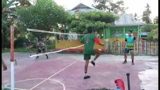 Latihan Iwan Jakatara Sepak Takraw  Di Lapangan  MAM Bolano