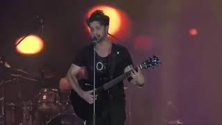 Gulabi Aankhen - Atif Aslam Live Unplugged