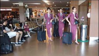 ON TIME... Pramugari Lion Air Tiba di bandara Husein Sastranegara Bandung Persiapan Take Off