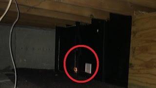 10 Strangest & Creepiest Things Found in Storage DevicesLockers