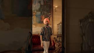 #harnaazsandhu kardi comment aakhe goat lagdae. @diljitdosanjh #mombattiye