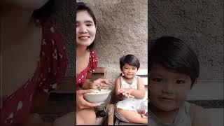 live streaming red negligees sister feed her son breakfast porridge #live #tiktok