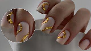  Текстура на ногтях втиркой  Нежный дизайн ногтей  Зимний маникюр 2023  New Years manicure 2023