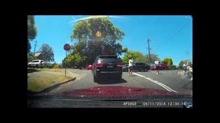 Dash Cam Drivers bears the brunt of Angry mother after causing crash