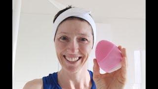 How to use a Sonic Facial Cleansing Brush